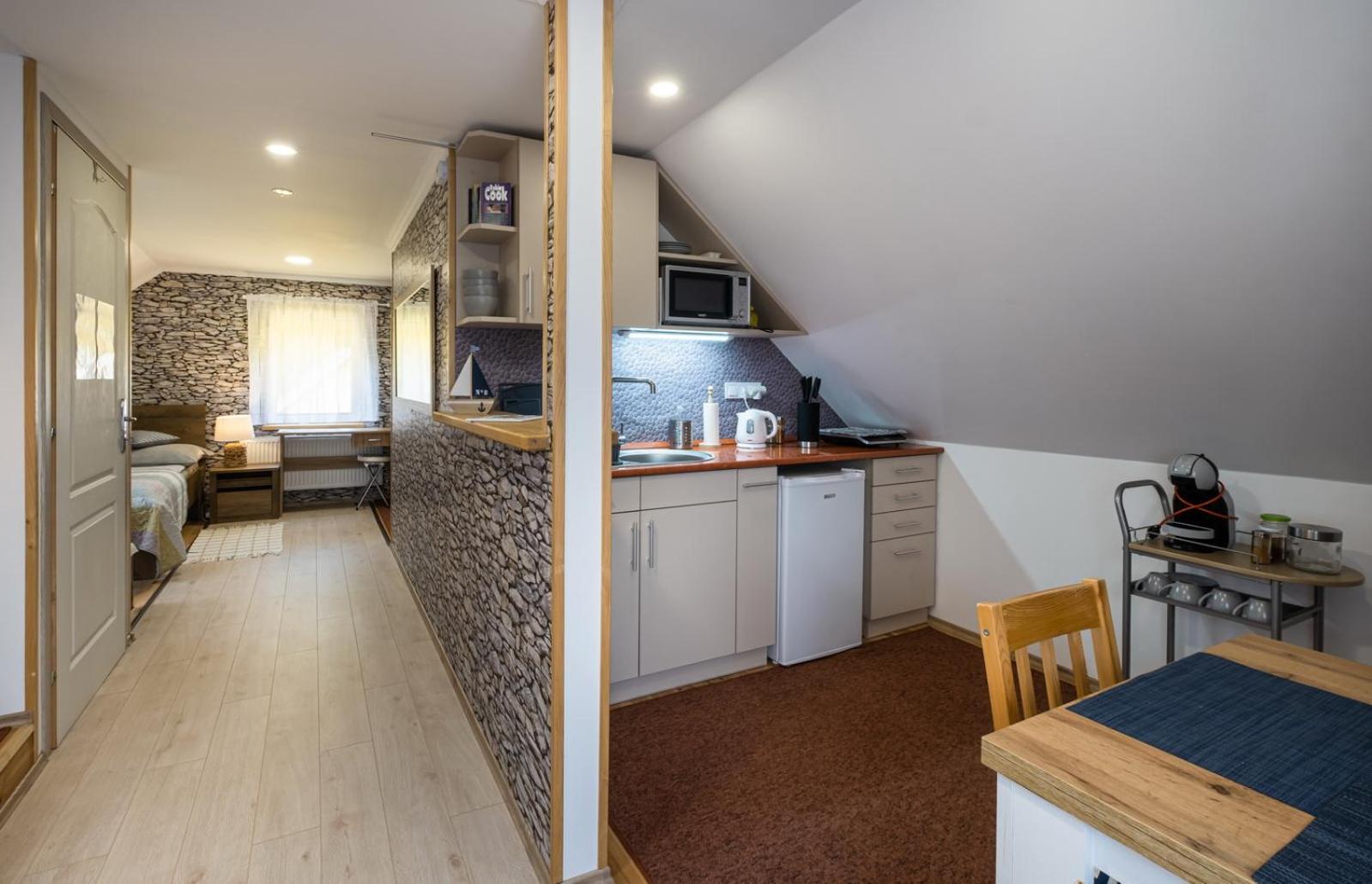 Szuerke Vendeghaz Balatonkenesen Apartment Bagian luar foto