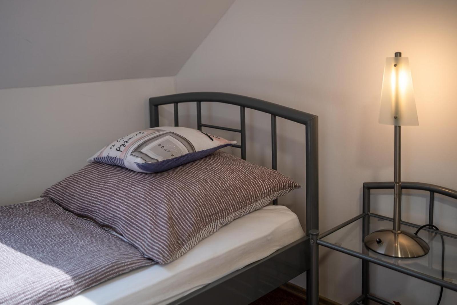 Szuerke Vendeghaz Balatonkenesen Apartment Bagian luar foto