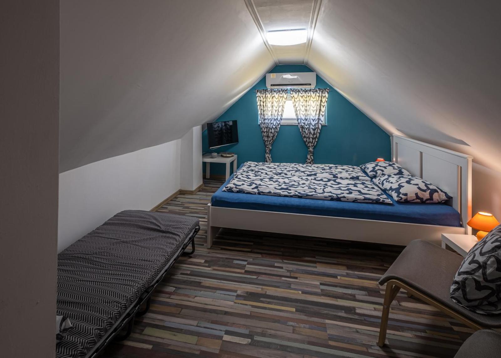 Szuerke Vendeghaz Balatonkenesen Apartment Bagian luar foto
