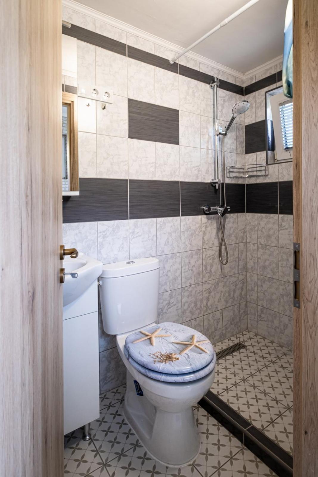 Szuerke Vendeghaz Balatonkenesen Apartment Bagian luar foto